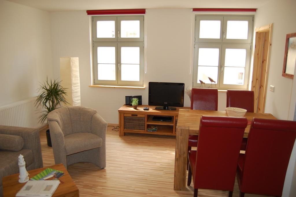Zum Goldenen Anker Aparthotel Stralsund Exterior photo
